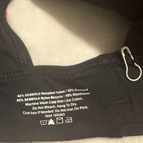 Everlane The Triangle Bikini Top  black NWOT - Picture 6 of 8